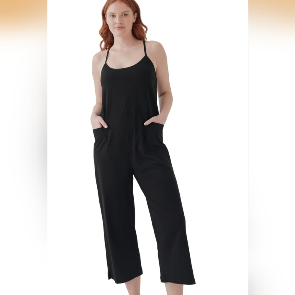 Pact lack Sleeveless Jumpsuit Medium